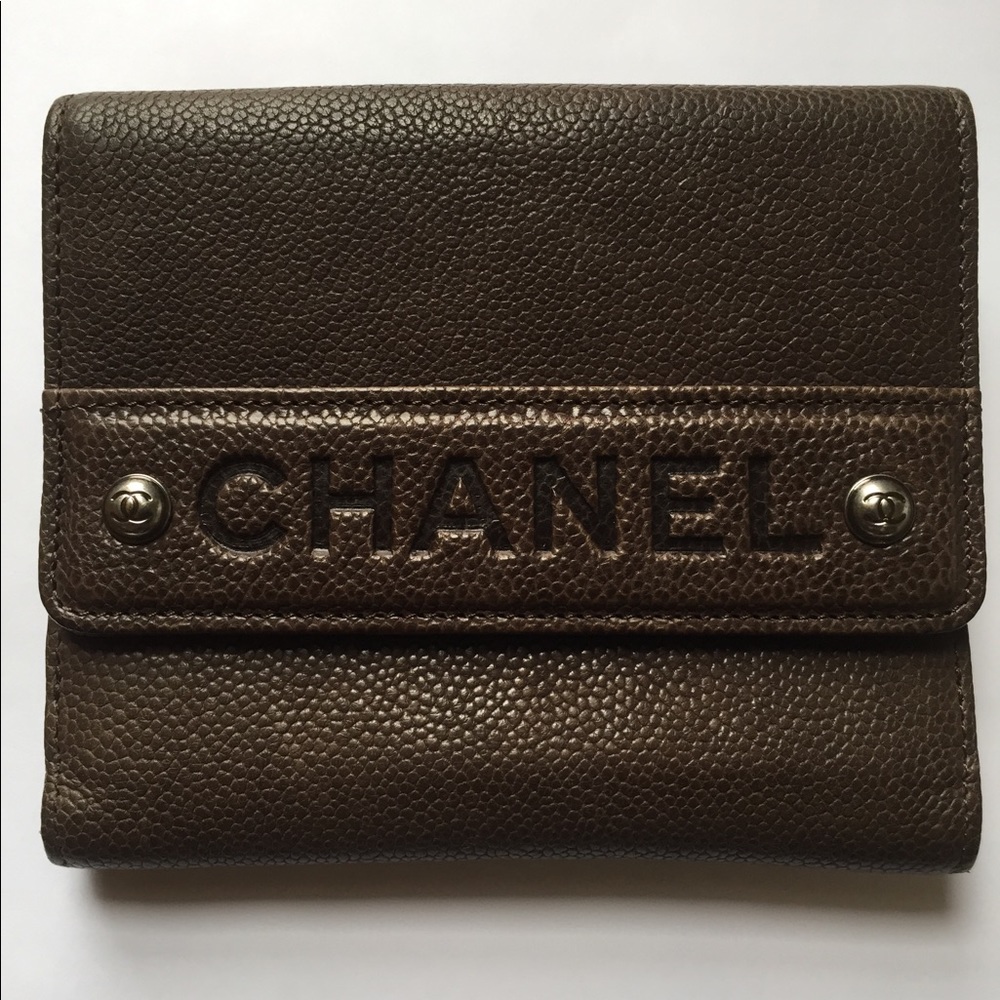 CHANEL Caviar Ligne French Wallet Brown